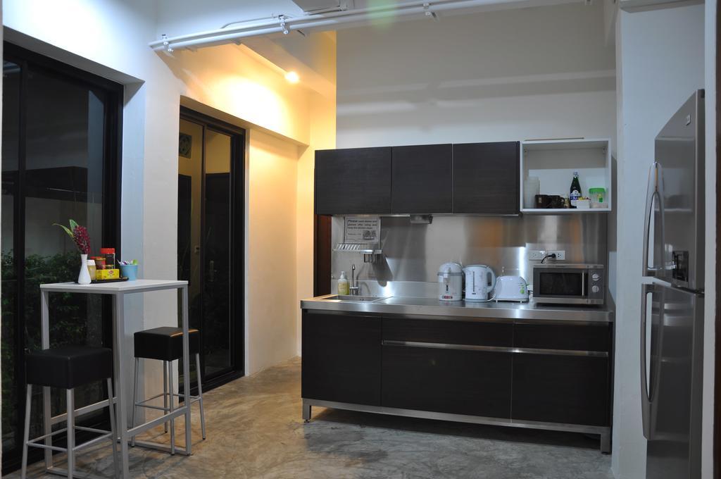 Udee Bangkok Hostel Bagian luar foto